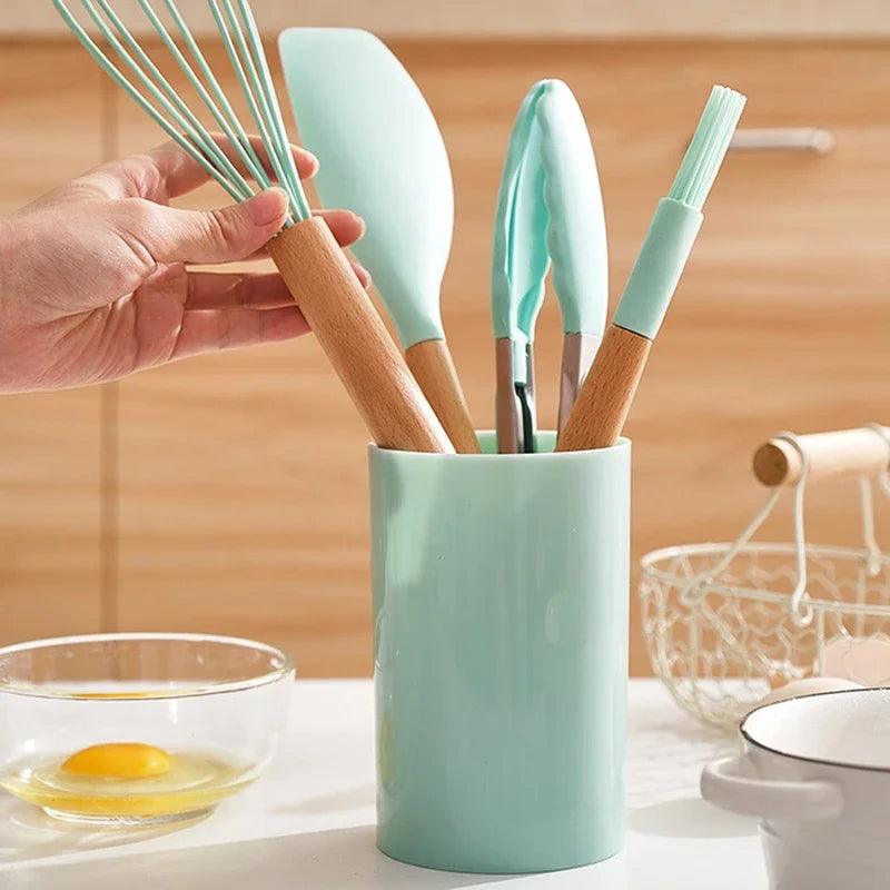 Conjunto Elegance de Utensílios de Cozinha em Silicone com Alça de Madeira